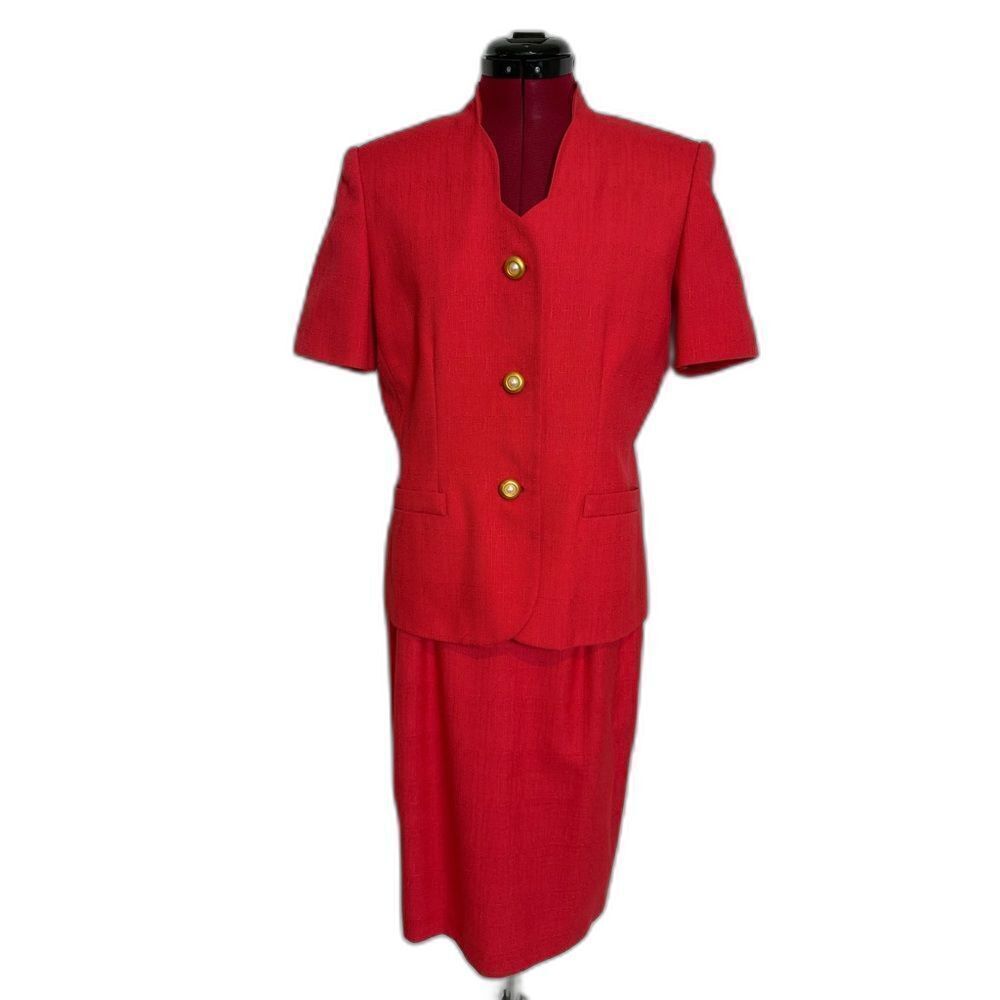Jennifer Moore Skirt Suit Women Size 12P Pink/Salmon 2-Piece Set Blazer & Skirt